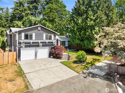 $1,144,000 | 13236 Northeast 129th Place, Kirkland, WA 98034