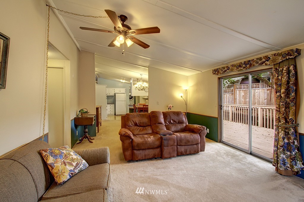 12811 Northeast 199th Street Bothell, WA 98011 - Photo 3 of 11
