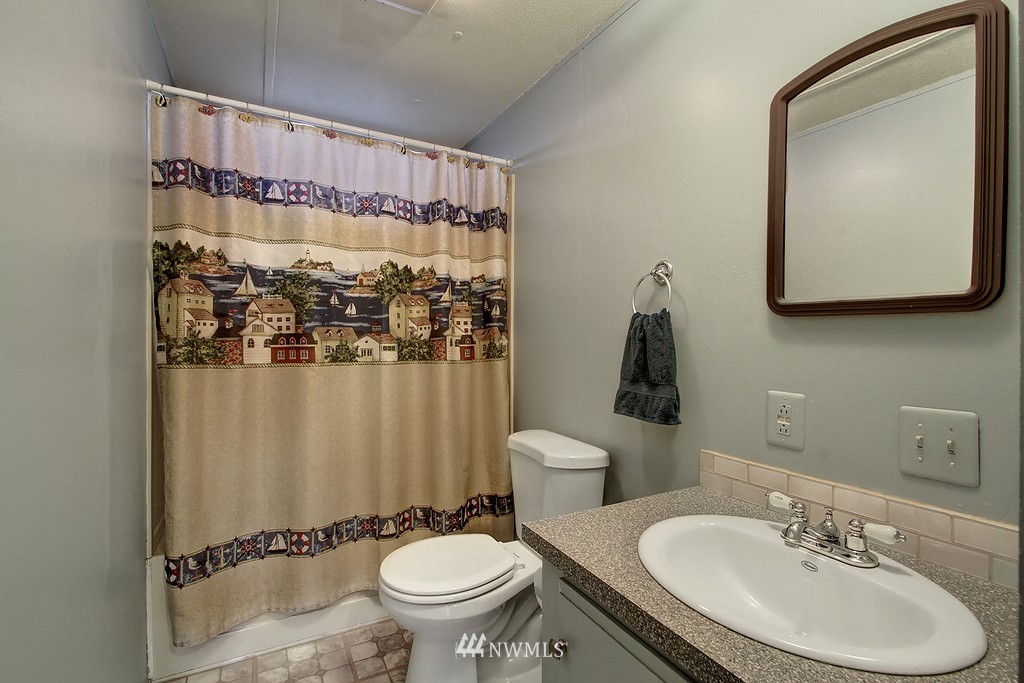 12811 Northeast 199th Street Bothell, WA 98011 - Photo 9 of 11