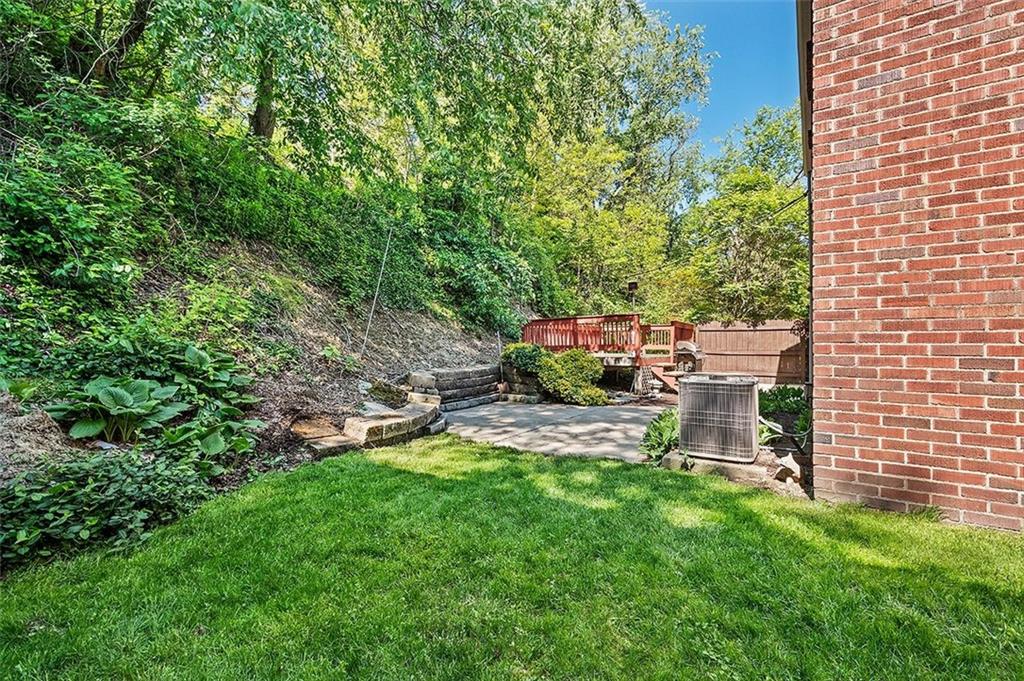 1180 Mifflin Road Pittsburgh, PA 15207 - Photo 20 of 25 Gallery Image 20
