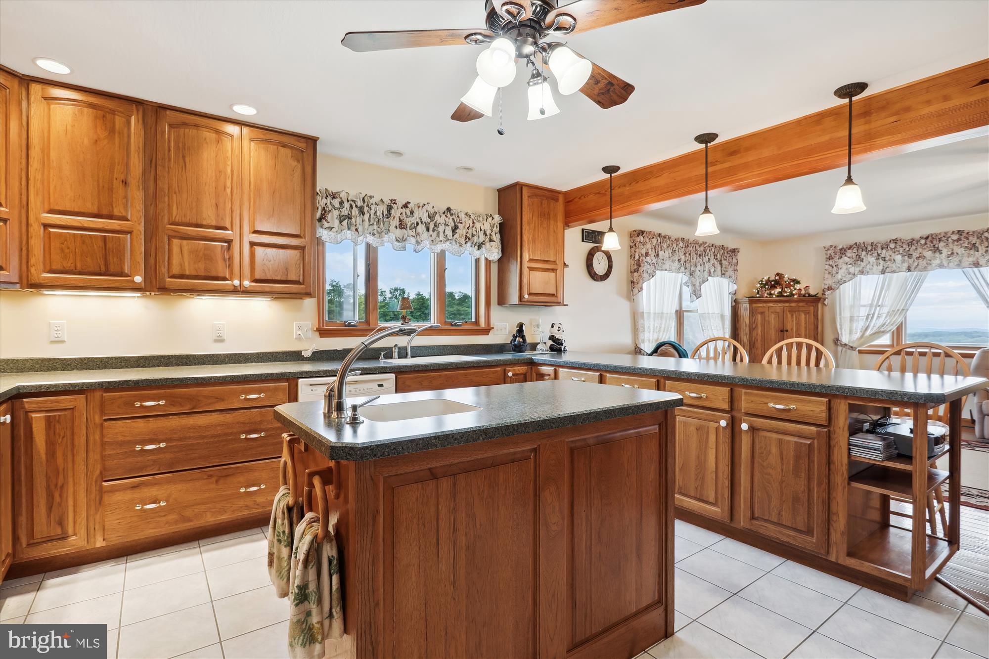 417 Greenwood Ridge Road Accident, MD 21520 - Photo 4 of 46 Kitchen