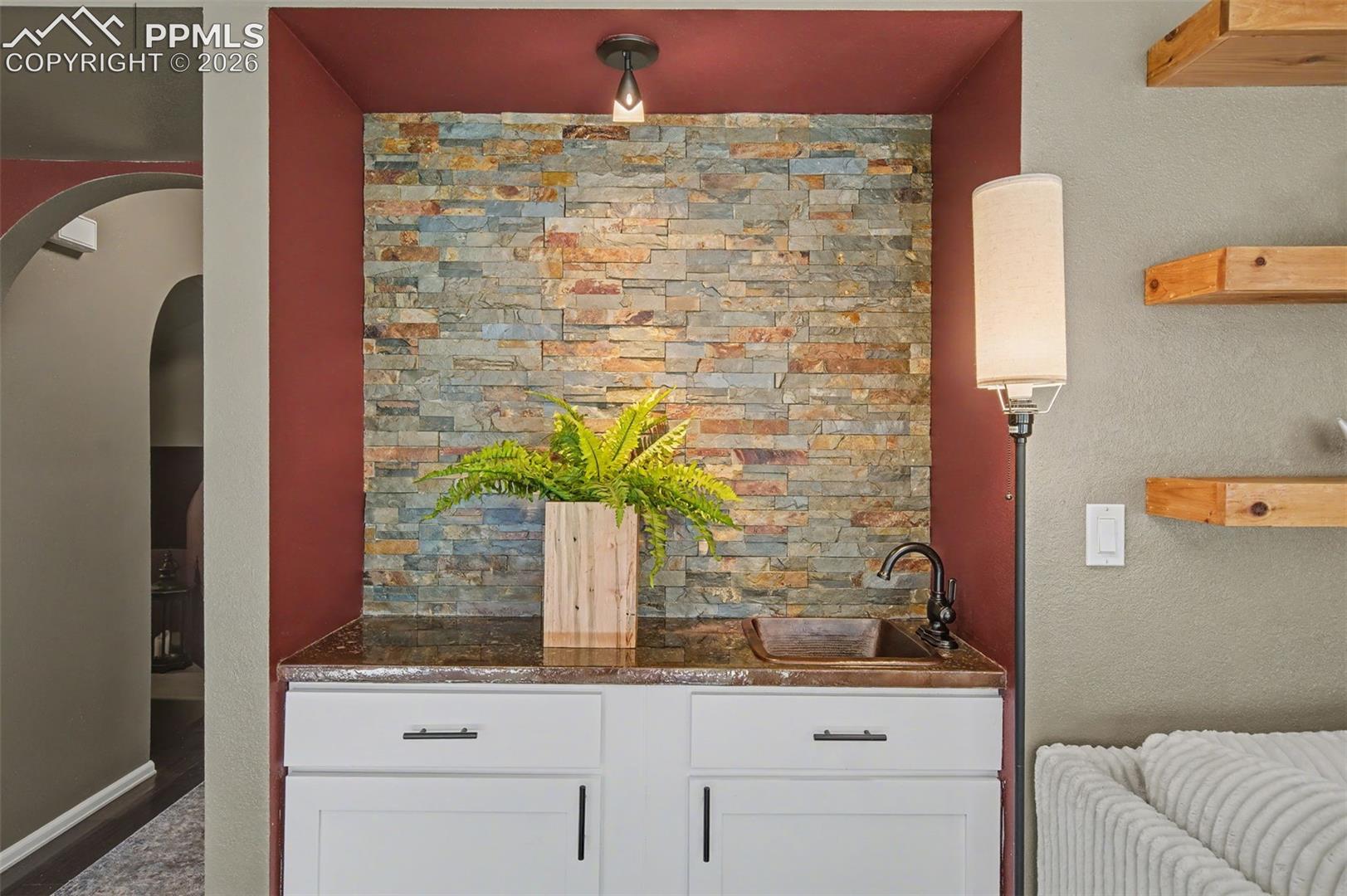 1375 Blueberry Hills Road Monument, CO 80132 - Photo 17 of 49 Elegant Bar Area