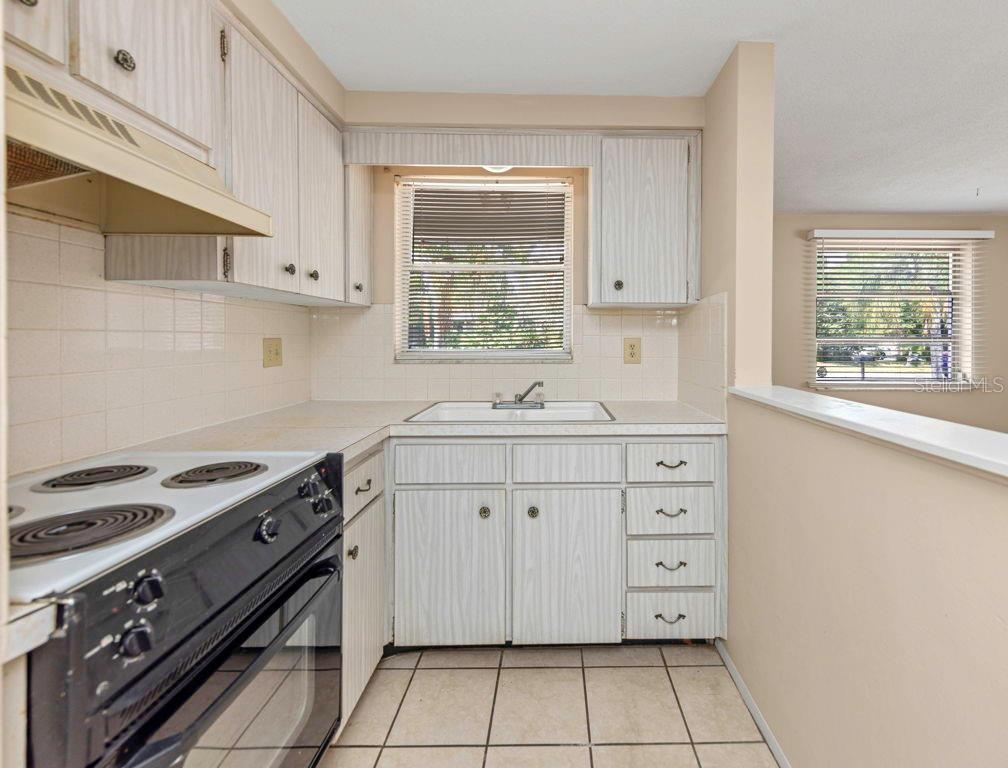 5836 Madison Street New Port Richey, FL 34653 - Photo 10 of 22