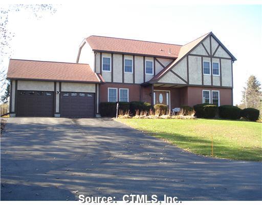 784 Wrights Crossing Road Pomfret, CT 06259 - Photo 1 of 1 Exterior Front.