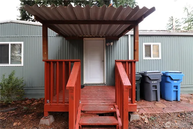 a view of deck with patio