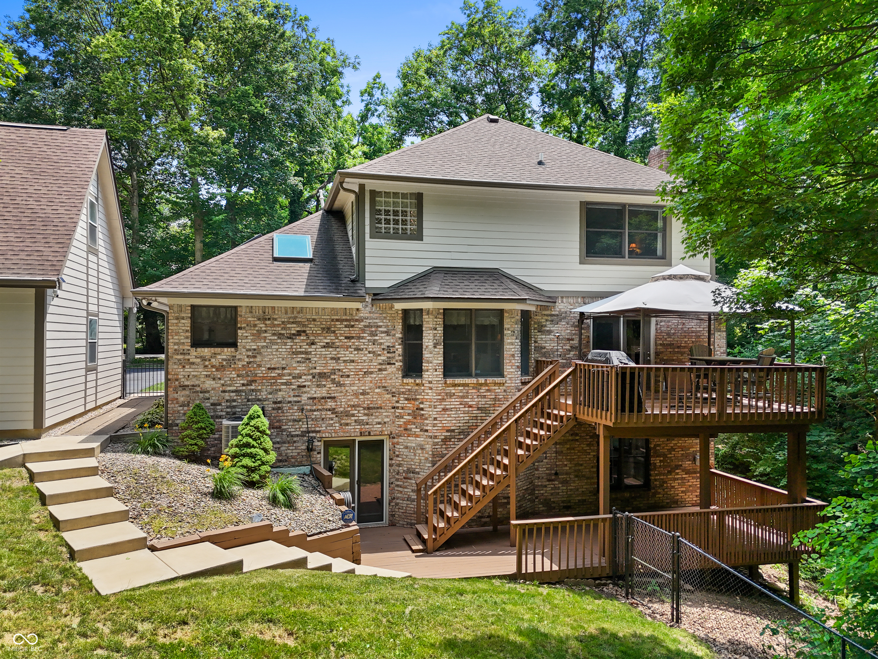14442 Cherry Tree Road Carmel, IN 46033 - Photo 4 of 47