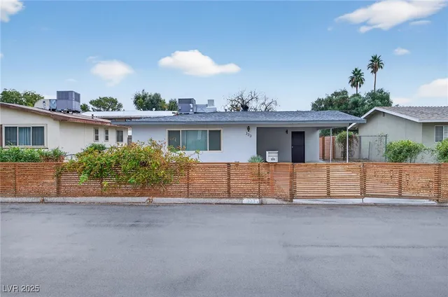 $2,000 | 333 South Tonopah Drive, Las Vegas, NV 89106