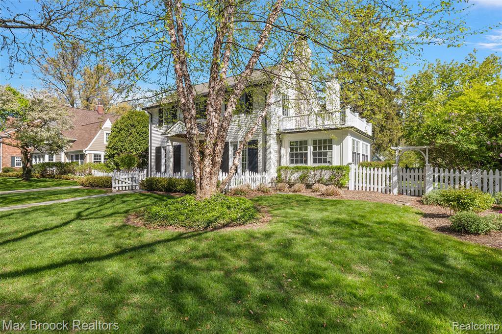 1259 Dorchester Road Birmingham, MI 48009 - Photo 36 of 46 Gallery Image 36