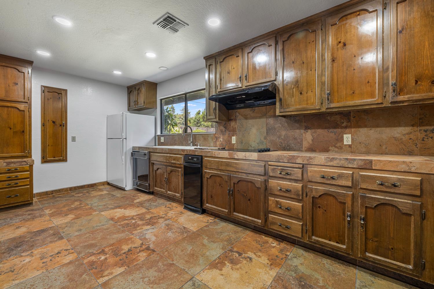 709 Winfield Place Modesto, CA 95355 - Photo 61 of 81 ADU # 713