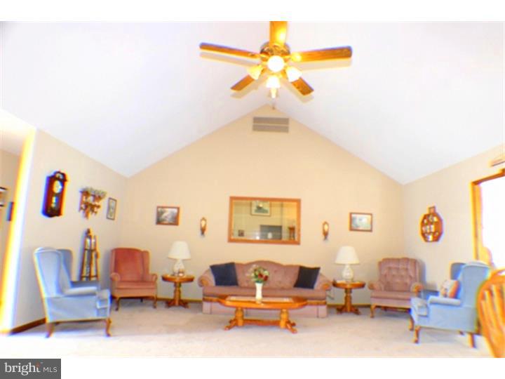 855 Silver Run Road Middletown, DE 19709 - Photo 4 of 25 Living Room
