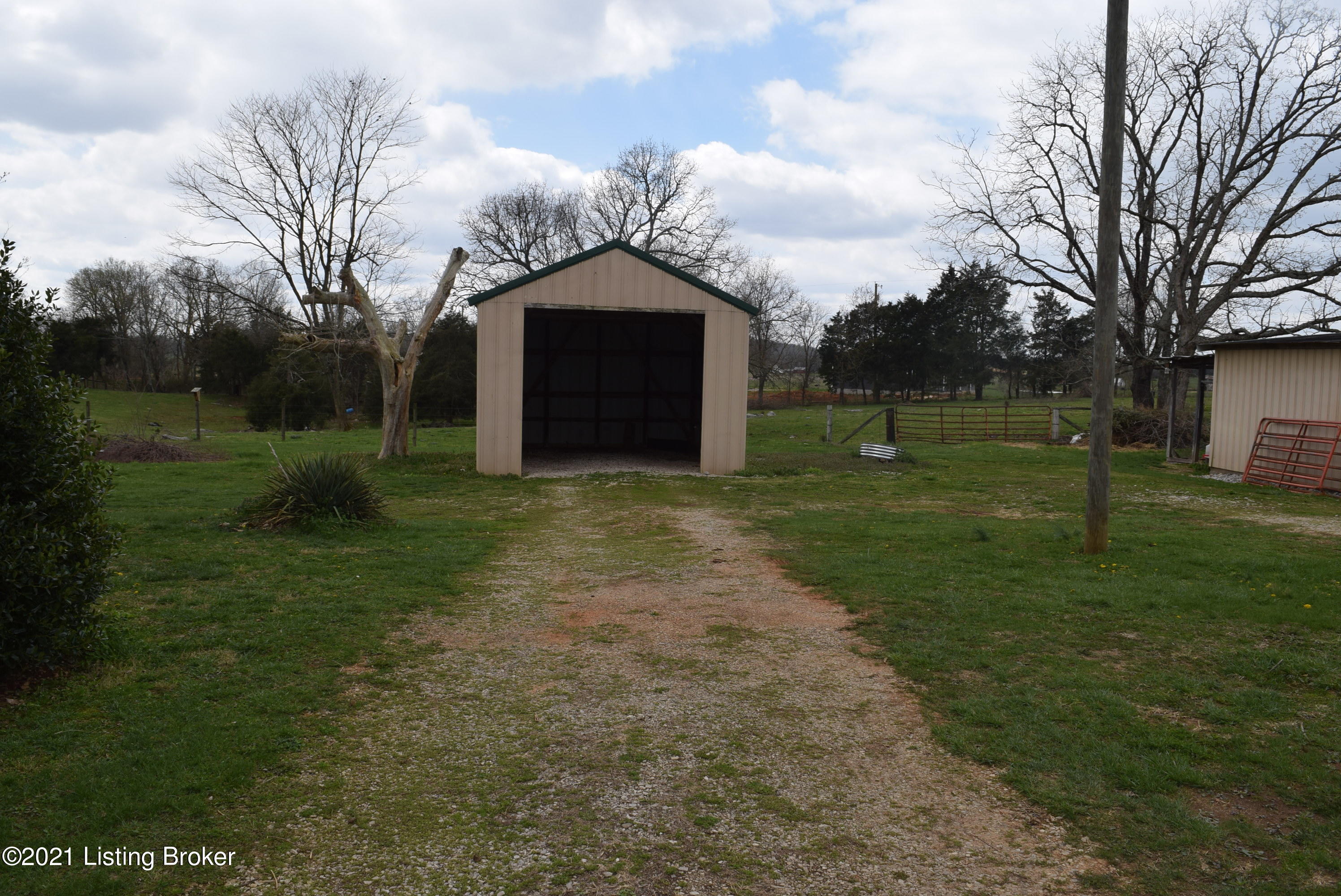 89 John Hornback Road Upton, KY 42784 - Photo 37 of 48 DSC_0219