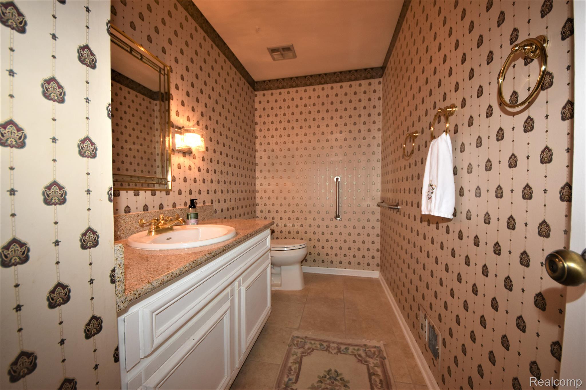 29679 High Valley Road Farmington, MI 48331 - Photo 24 of 31 Gallery Image 24