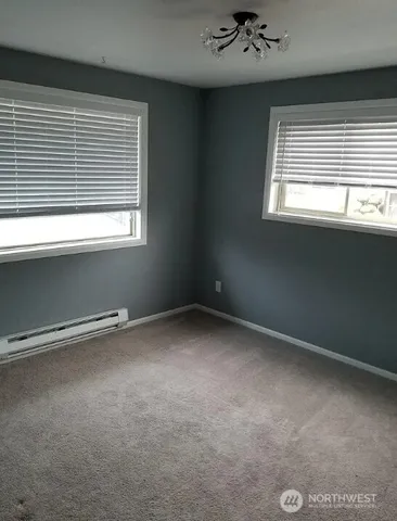 $3,100 | 1323 East Fir Street, Mount Vernon, WA 98273