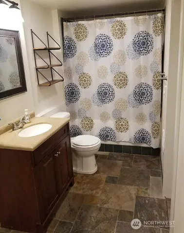 $3,100 | 1323 East Fir Street, Mount Vernon, WA 98273