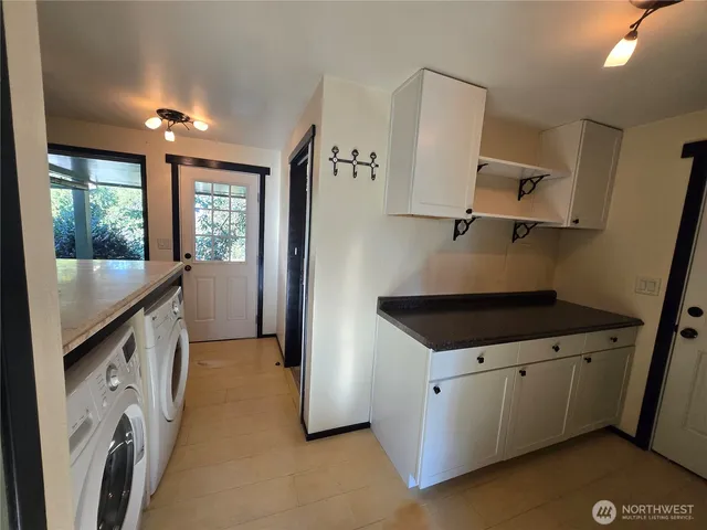 $3,100 | 1323 East Fir Street, Mount Vernon, WA 98273