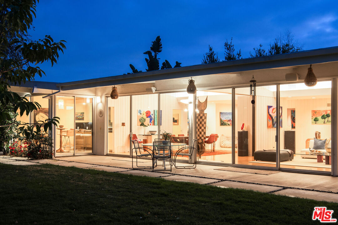 1023 Maybrook Drive Beverly Hills, CA 90210 - Photo 4 of 17