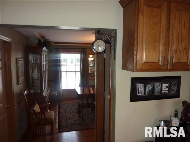 813 Fox Ridge Road Eldridge, IA 52748 - Photo 5 of 20 Gallery Image 5