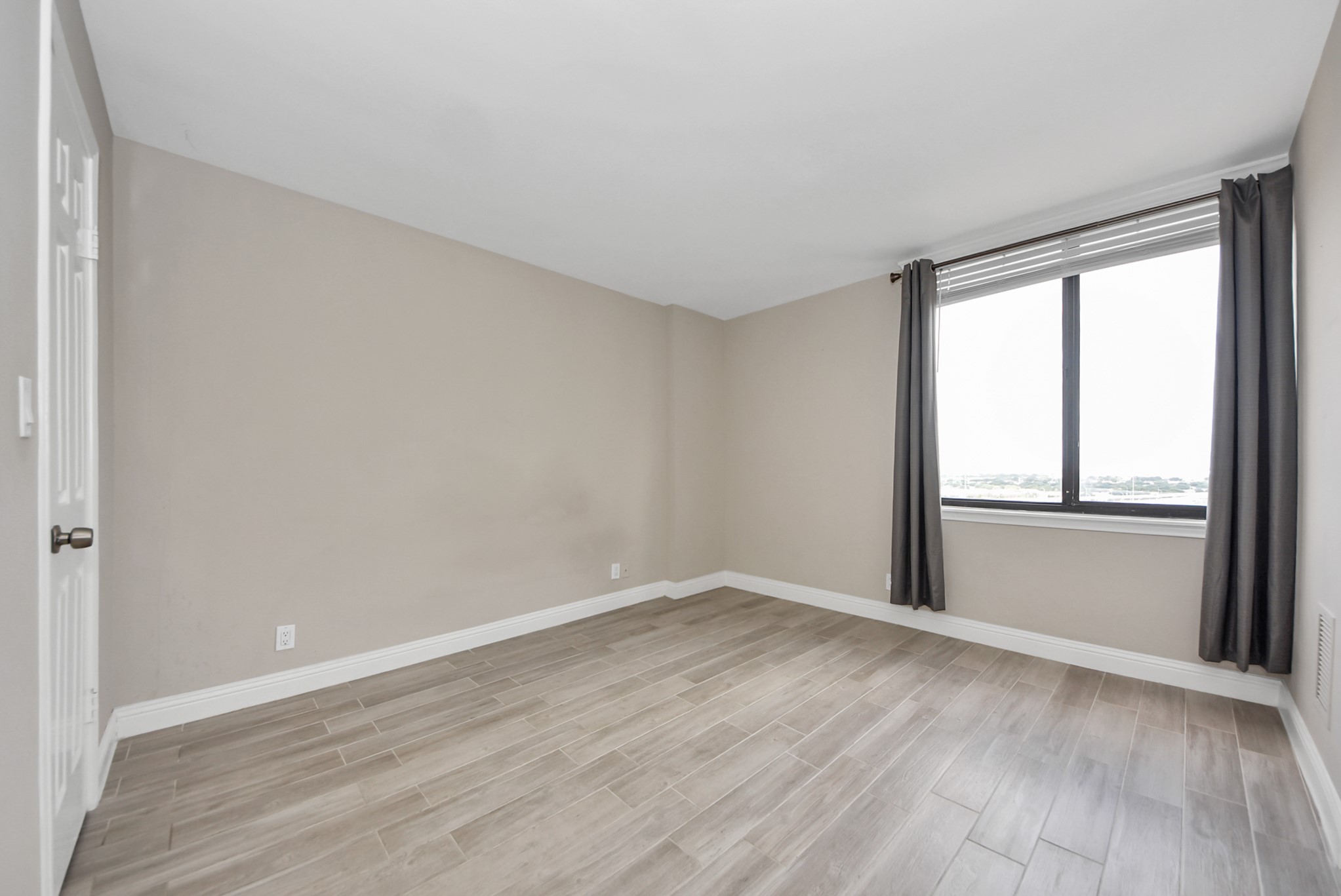 3525 Sage Road, Unit 1701 Houston, TX 77056 - Photo 16 of 50