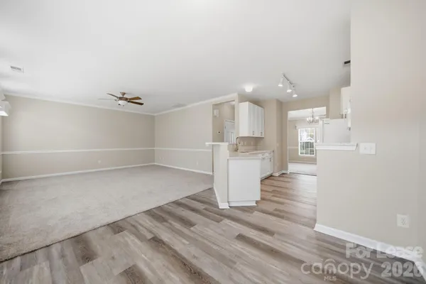 $2,450 | 514 Turning Leaf Way, Lake Wylie, SC 29710