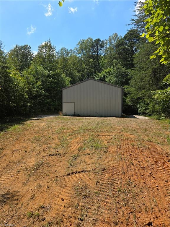 102 Hawks Road King, NC 27021 - Photo 14 of 22