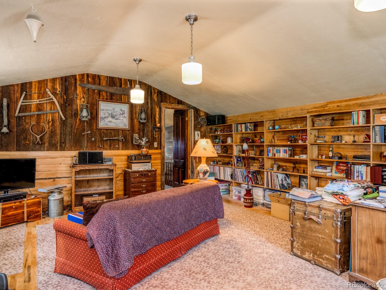 9695 Jones Road Franktown, CO 80116 - Photo 21 of 40