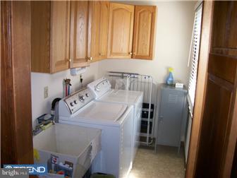 205 Delmar Street Philadelphia, PA 19128 - Photo 6 of 12 Laundry Room