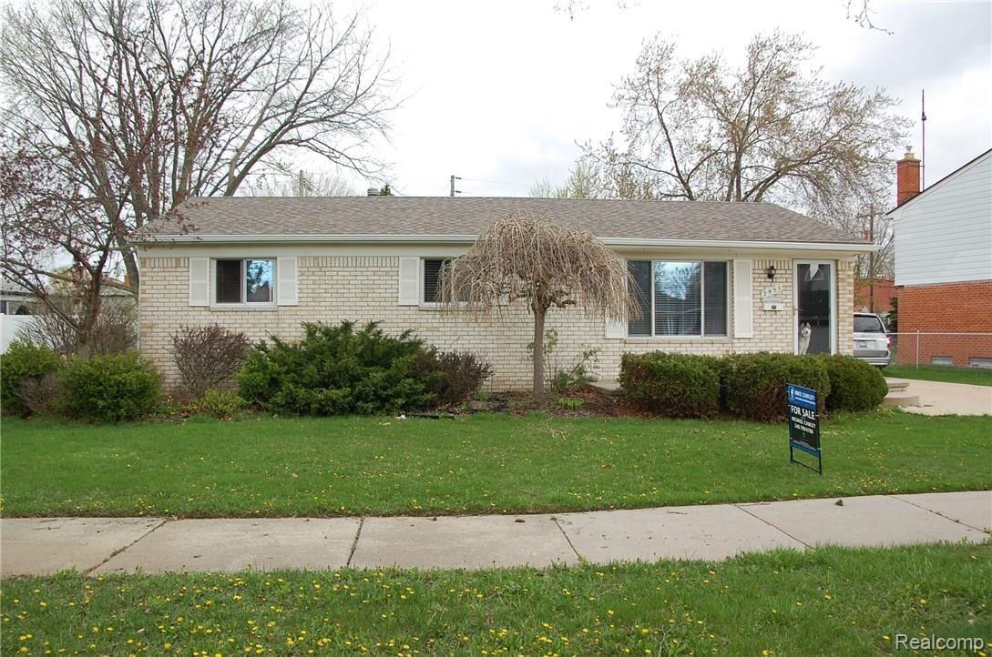 2937 Rhodes Drive Troy, MI 48083 - Photo 1 of 17 DSC_1172.JPG