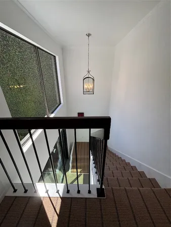 $774,900 | 10 South Briar Hollow Lane, Unit 55, Houston, TX 77027