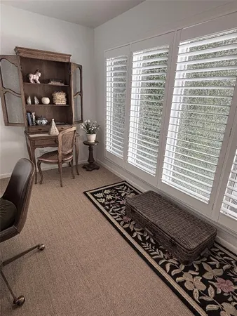 $774,900 | 10 South Briar Hollow Lane, Unit 55, Houston, TX 77027