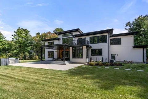 $4,995,000 | 60 Locust Lane, Needham, MA 02492