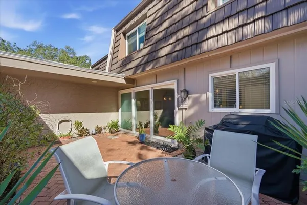 $325,000 | 10603 Carrollbrook Way, Unit 10603, Tampa, FL 33618