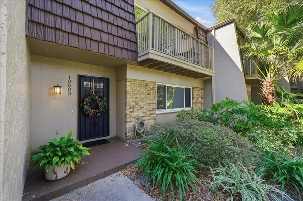 $325,000 | 10603 Carrollbrook Way, Unit 10603, Tampa, FL 33618