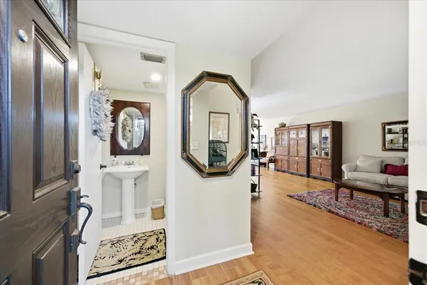 $325,000 | 10603 Carrollbrook Way, Unit 10603, Tampa, FL 33618