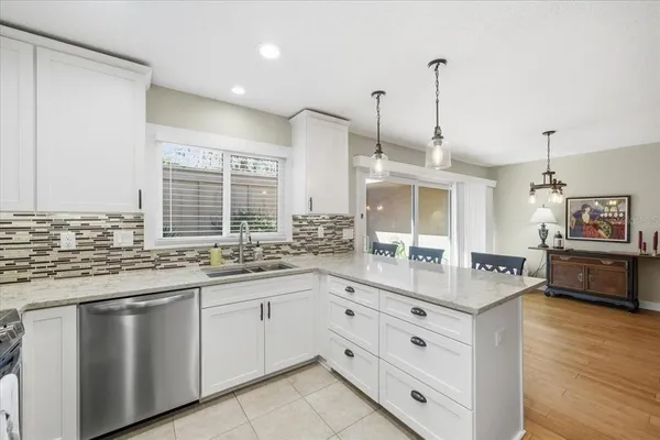 $325,000 | 10603 Carrollbrook Way, Unit 10603, Tampa, FL 33618