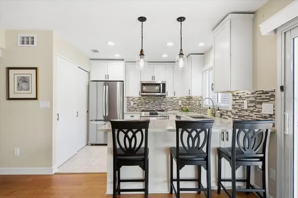 $325,000 | 10603 Carrollbrook Way, Unit 10603, Tampa, FL 33618