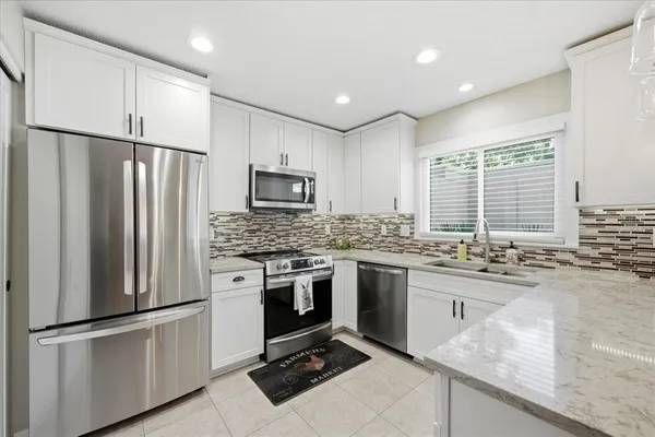 $325,000 | 10603 Carrollbrook Way, Unit 10603, Tampa, FL 33618