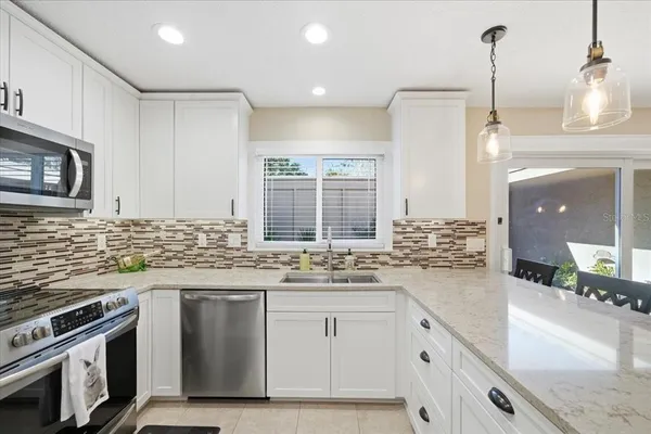 $325,000 | 10603 Carrollbrook Way, Unit 10603, Tampa, FL 33618