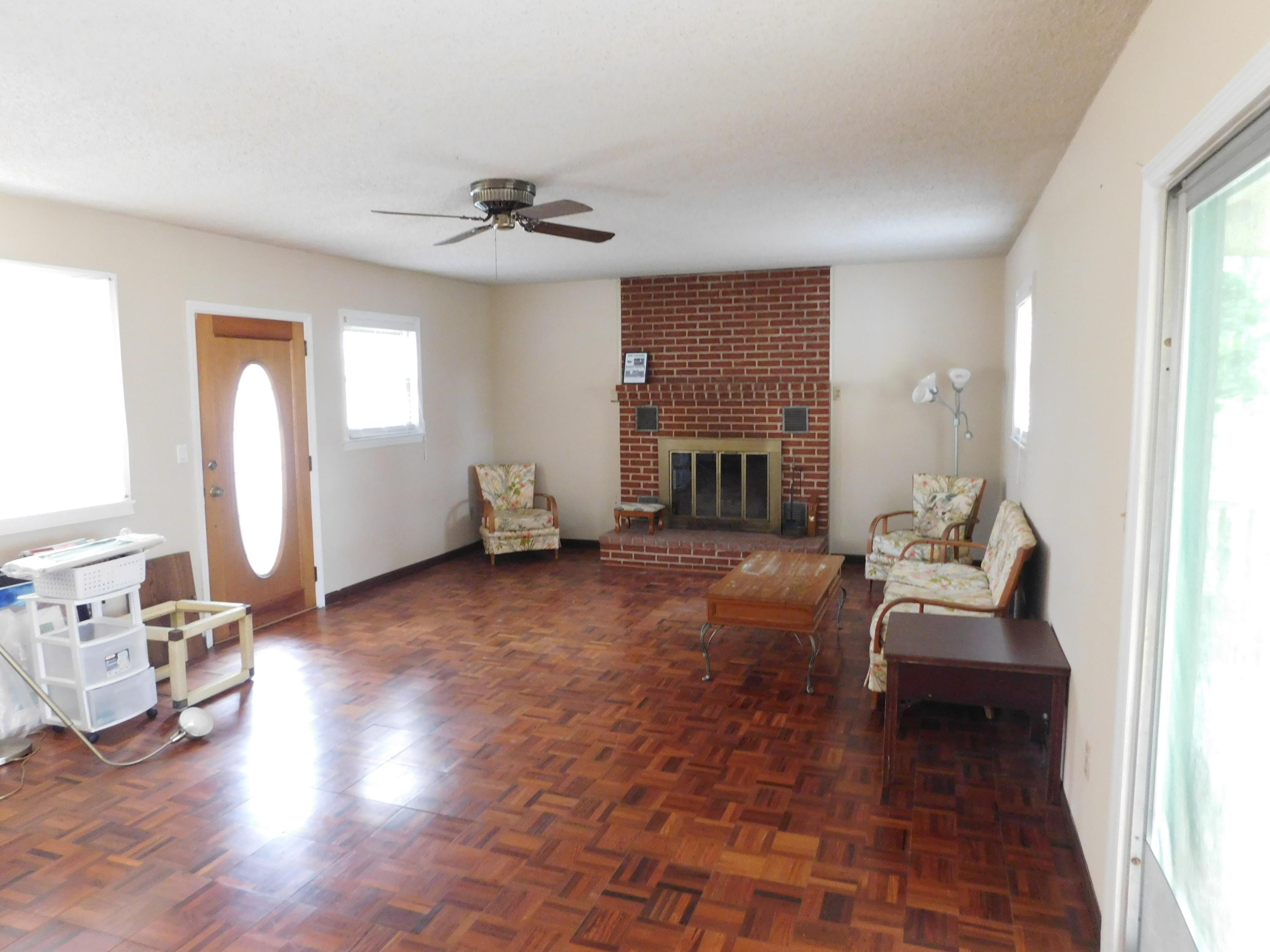 352 Frawley Road Chattanooga, TN 37412 - Photo 3 of 17 DSCN4285
