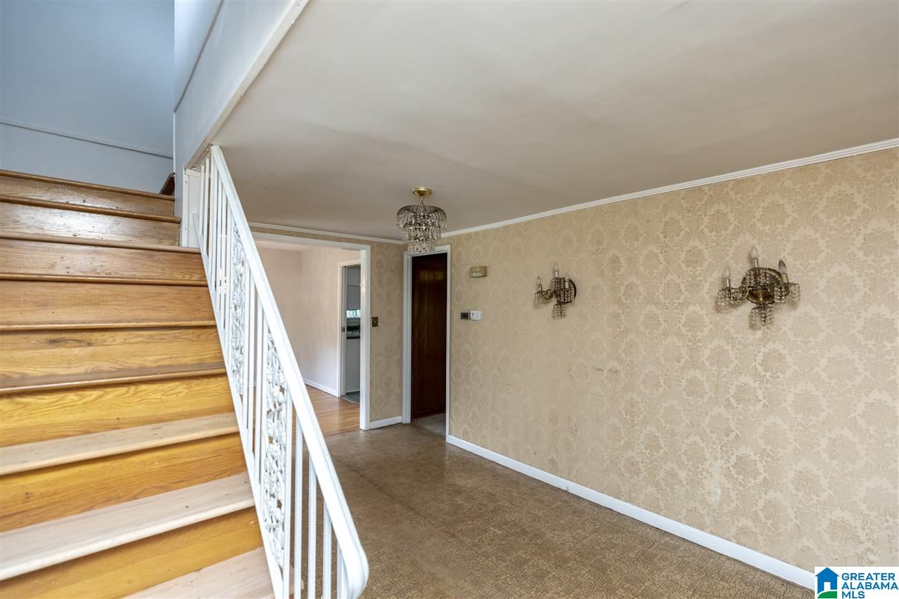 815 Dandridge Road Birmingham, AL 35221 - Photo 28 of 35