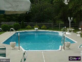 211 Mitchell Road Exton, PA 19341 - Photo 2 of 6 Gallery Image 2