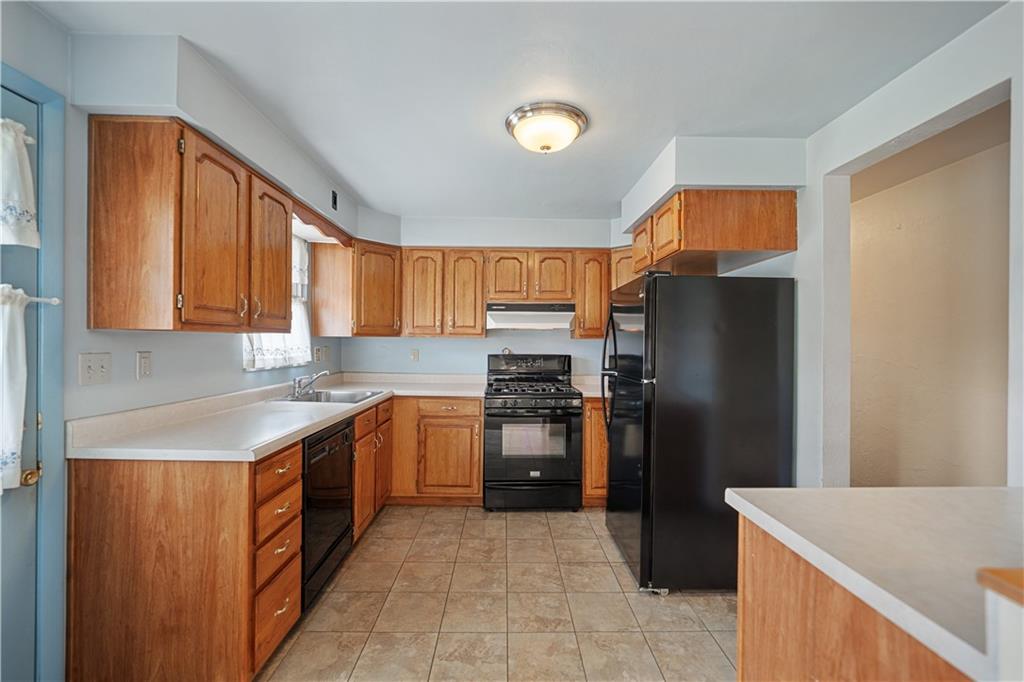 432 Marzolf Road Pittsburgh, PA 15209 - Photo 8 of 30 Gallery Image 8
