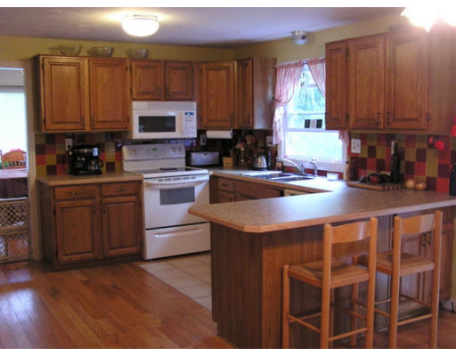 6 Sunken Meadow Road Franklin, MA 02038 - Photo 12 of 21