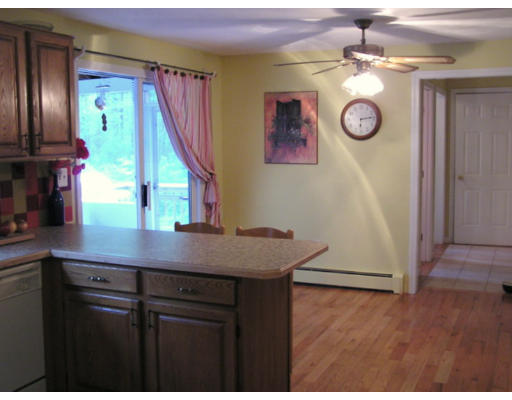 6 Sunken Meadow Road Franklin, MA 02038 - Photo 14 of 21