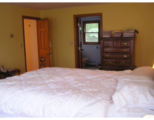 6 Sunken Meadow Road Franklin, MA 02038 - Photo 19 of 21
