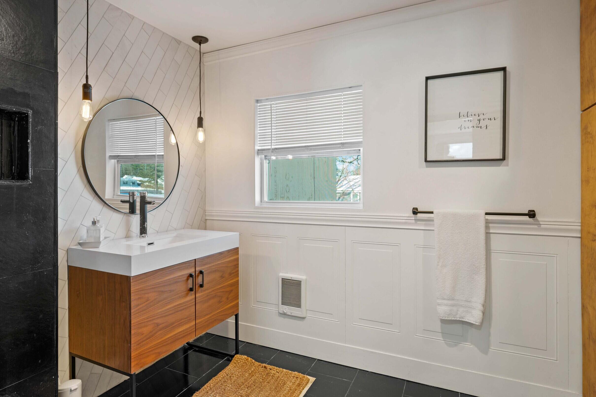 8 Thomas Street Madison, ME 04950 - Photo 13 of 69 15-8-Thomas-St-15