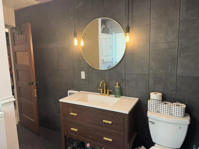 $380,000 | 8 Thomas Street, Madison, ME 04950