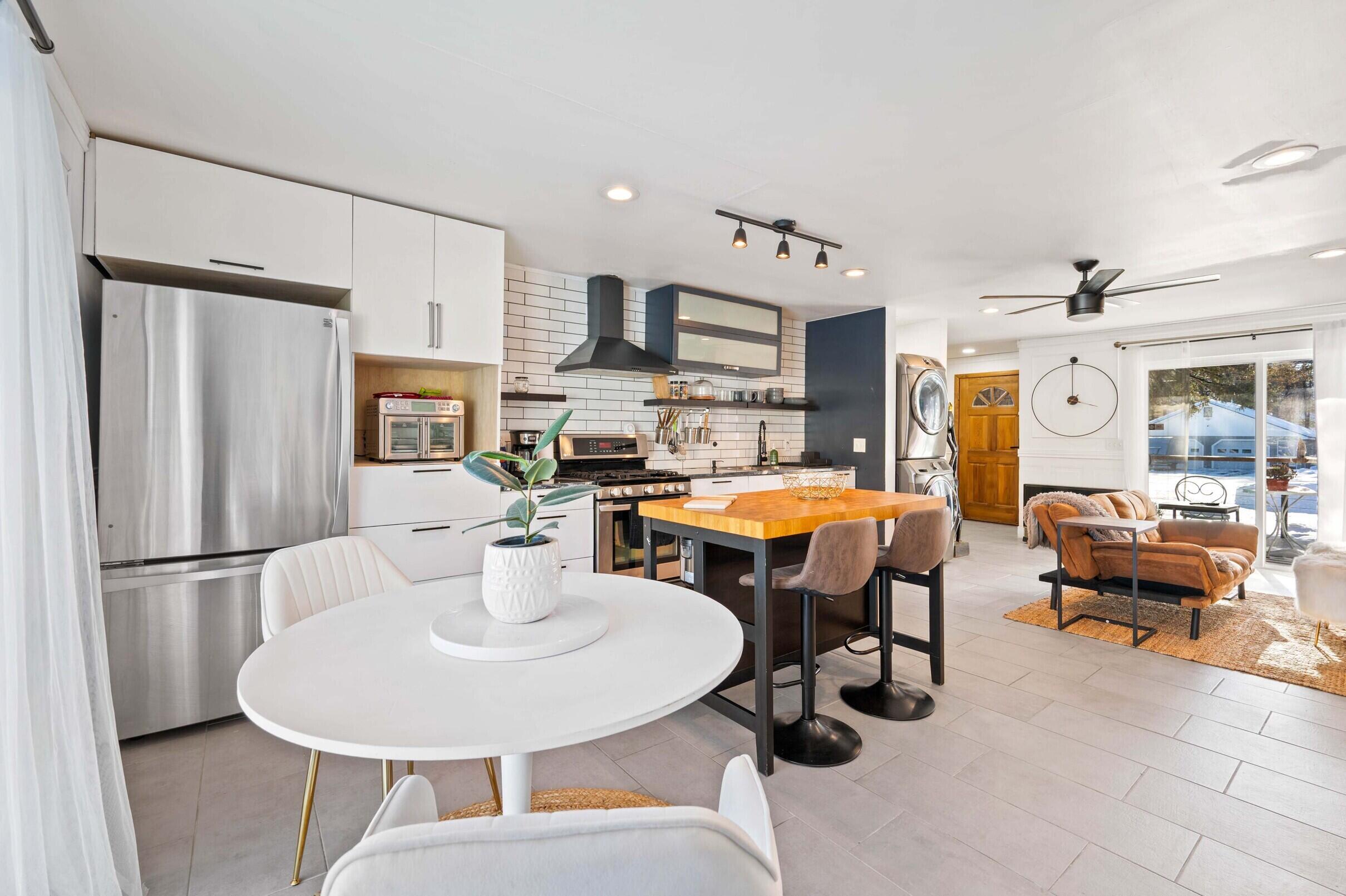 8 Thomas Street Madison, ME 04950 - Photo 8 of 69 10-8-Thomas-St-10