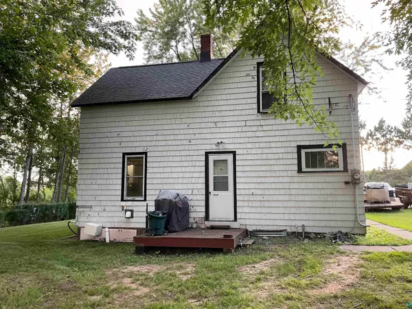 $220,000 | 5881 Old Highway 61, Duluth, MN 55810