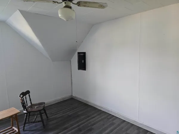 $220,000 | 5881 Old Highway 61, Duluth, MN 55810