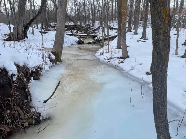 $220,000 | 5881 Old Highway 61, Duluth, MN 55810